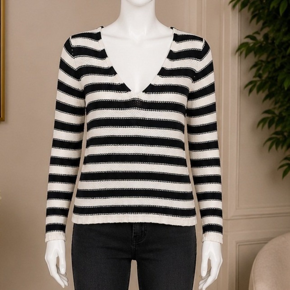 H&M Womens Sweater Black White Striped V-Neck Knit Pullover Small
